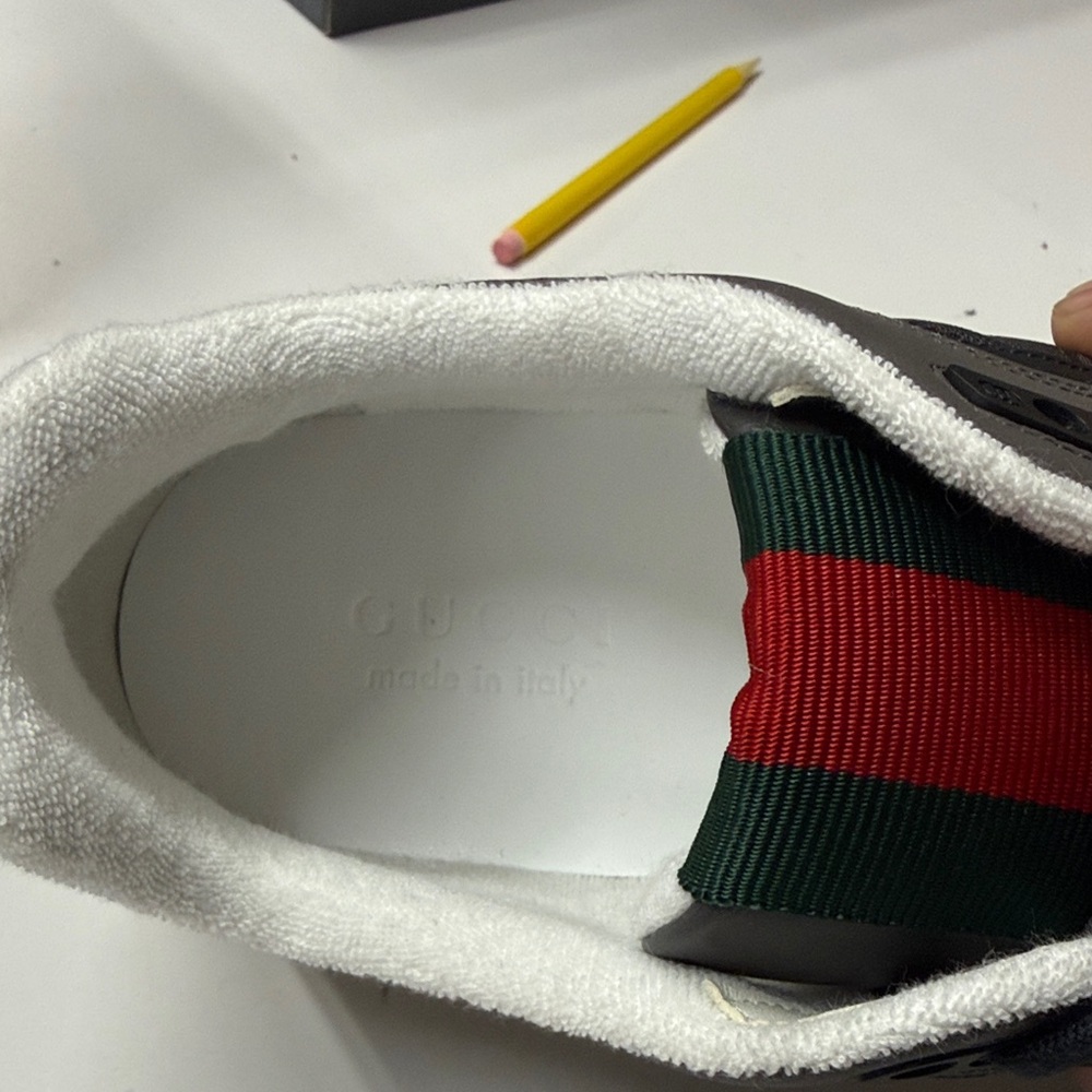 Gucci mens Gray and Black Sneakers with Red and Green Accents - Picture 6 of 7